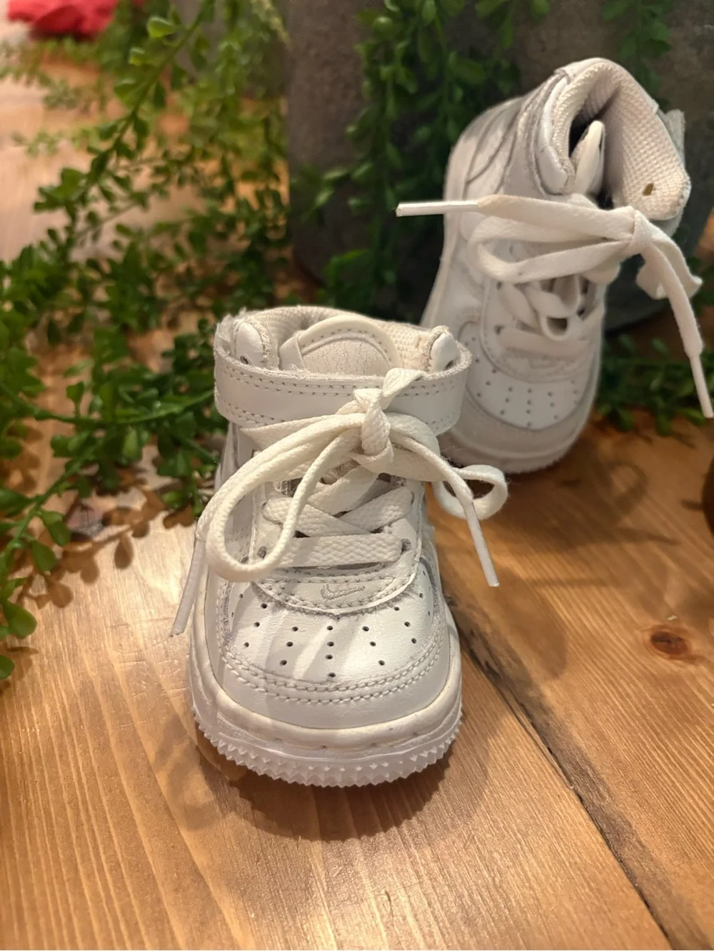 Nike Air Force 1 Mid baby shoes